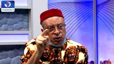 Photo of Utomi to APC, PDP…Stop campaigning and apologize to Nigerians